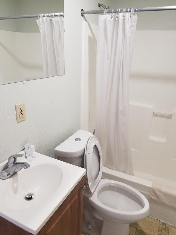 Budget Inn And Suites Eagan Εξωτερικό φωτογραφία