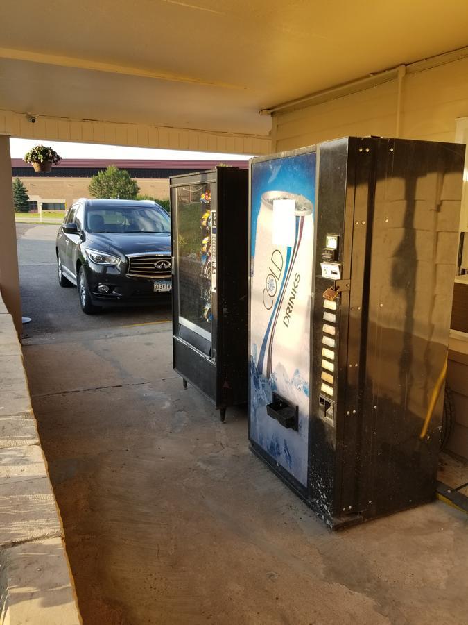 Budget Inn And Suites Eagan Εξωτερικό φωτογραφία